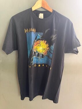 Def Leppard Pyromania Graphic T Shirt Black 2015